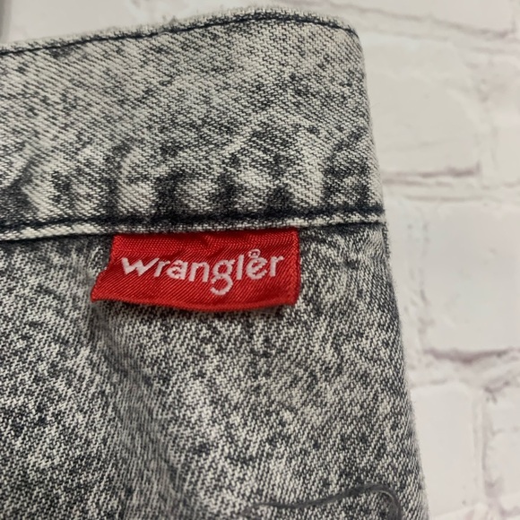 Wrangler Other - Vintage Wrangler Acid Wash Black Denim Shorts Size 38 USA​